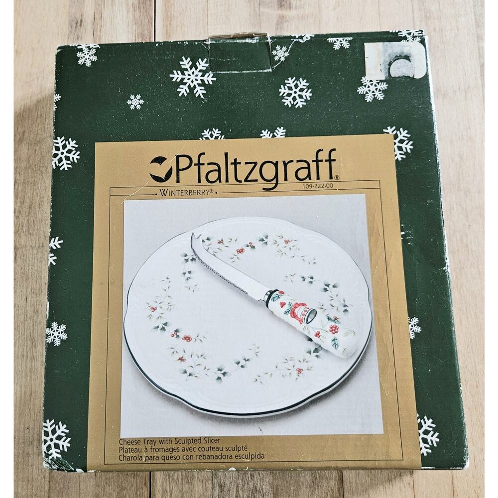 Pfaltzgraff WINTERBERRY Porcelain Cheese Tray with Sculpted Knife NEW in Box